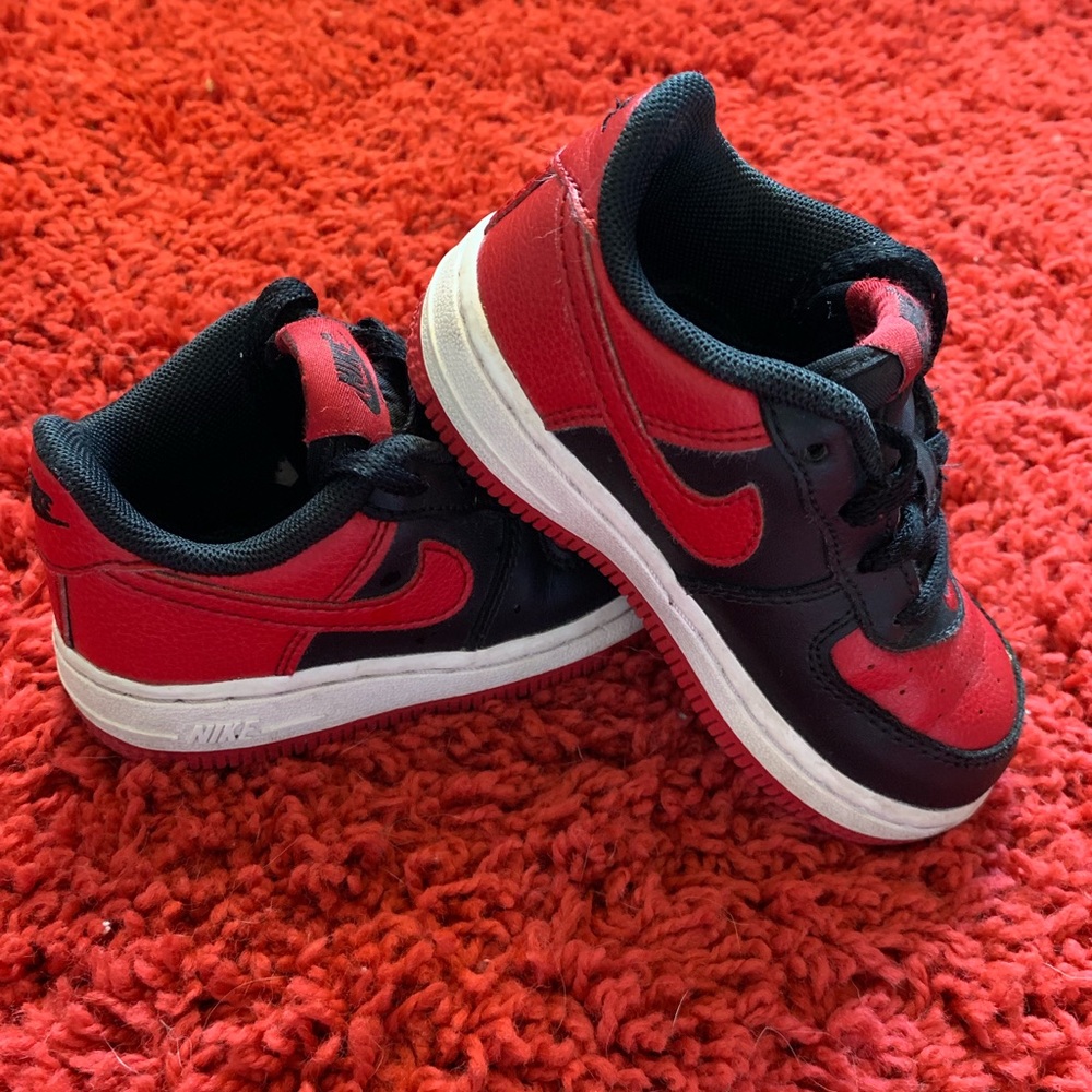 Toddler Nike Air forces sz 7c